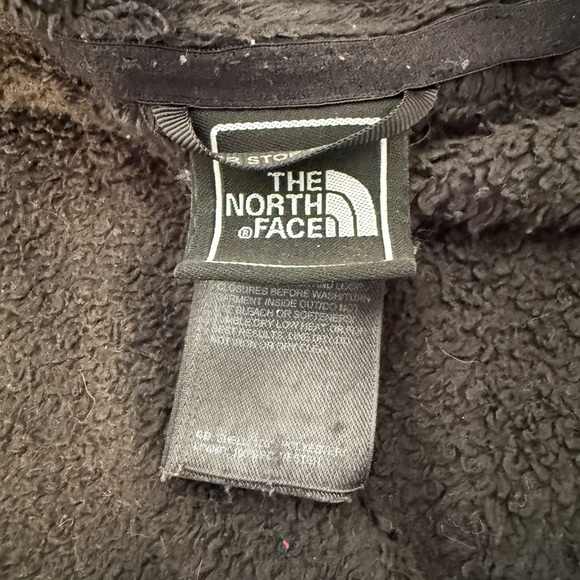 The North Face Black Teddy Fleece Jacket - Picture 2 of 2